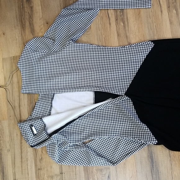 VENUS Black White Houndstooth Long Sleeve Sheath Dress - Picture 9 of 10